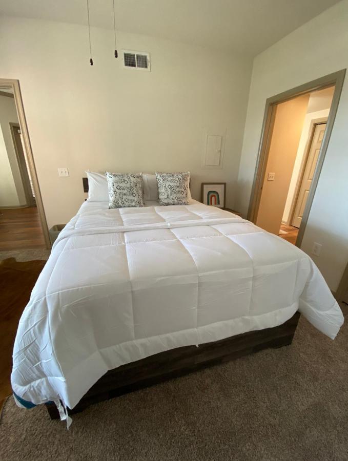 Bright & Modern Galleria Suite! 5 Star Location, Self Check In & Free Parking Houston Exteriör bild